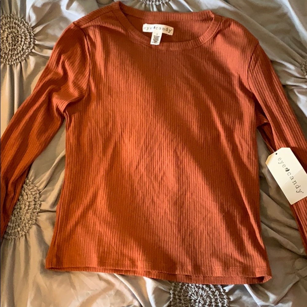 NWT bronze juniors long sleeve shirt